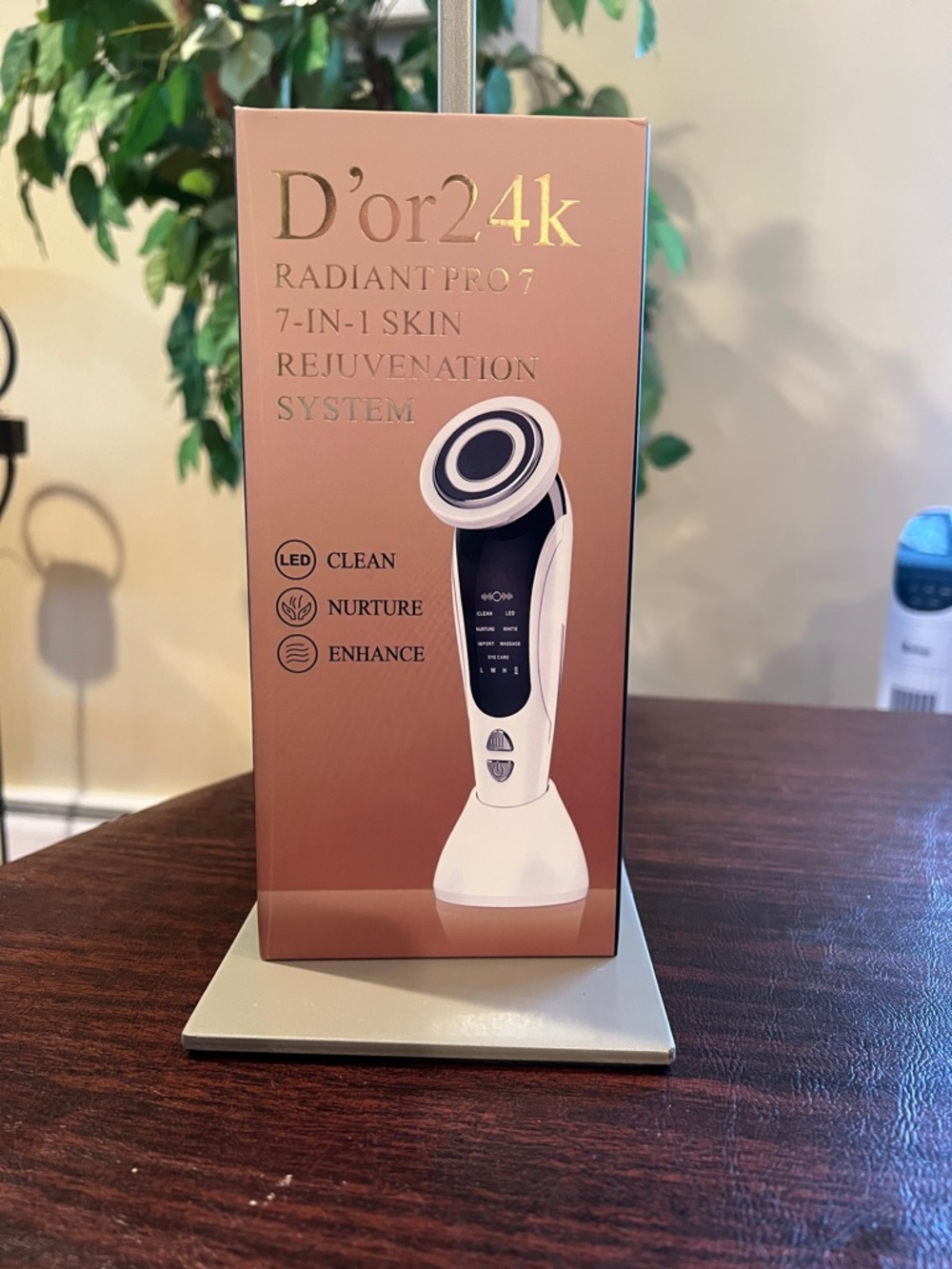 D'or 24k Radiant Pro 7 7-in-1 Skin Rejuvenation System - White